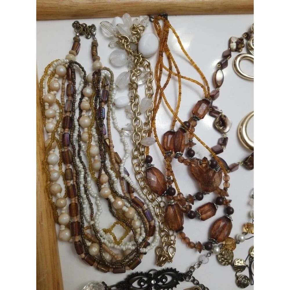 13 necklace bundle browns golden and earth tones - Picture 7 of 7